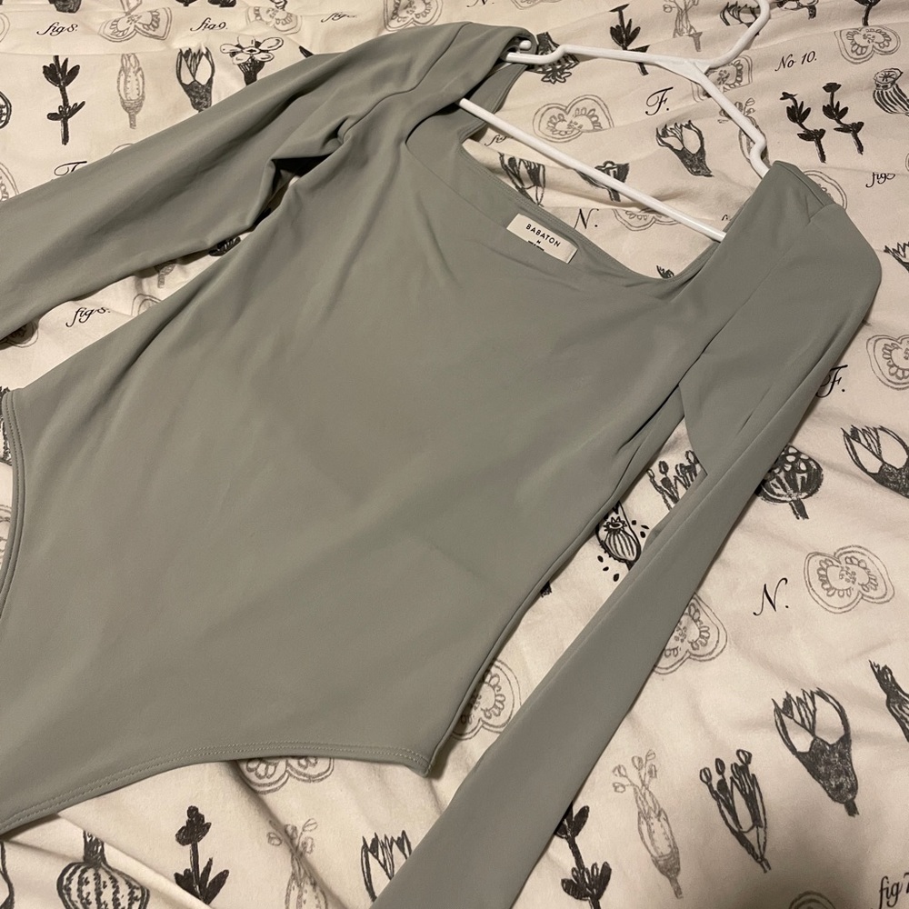 Aritzia Babaton Squareneck Contour Bodysuit
